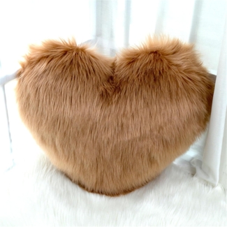 Herzkissen Doppelseitiger Flausch Superweiches Plüsch Dekokissen Love Zierkissen Herz Dekoratives Kissen für Wohnzimmer Sofa Kind Schlafzimmer Bett (Helles Curry,40x50 cm)