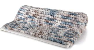 Spirella 'Kito' Badteppich Badematte Duschvorleger Mikrofaser Hochflor | flauschig | rutschhemmend | geeignet für Fußbodenheizung | 60x90 cm | Berry