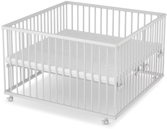 Sämann Laufstall Baby mit Matratze SleepPlus, Lattenrost und Schlupfsprossen | stufenlos höhenverstellbar | Laufgitter Premium | Babybett aus Holz | Krabbelgitter (weiß, 120x120 cm)