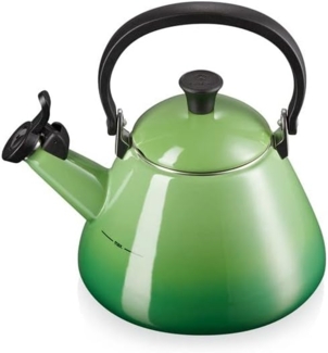 Le Creuset 'Kone' Wasserkessel mit Pfeife, Stahl bamboo green, 1,6 l