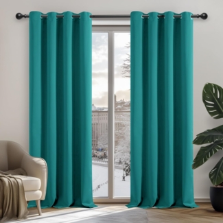 Deconovo Verdunkelungsvorhang Gardinen mit Ösen Blickdichte Vorhang Kälteschutz Schlafzimmer 2er Set, Blackout Curtain einfarbig Thermo Vorhang Verdunkelung Wärmeisolierend