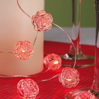 hellum LED Lichterkette,Rosen, 20 rote LEDs, 190 cm Lichtlänge, transparentes Kabel, Indoor, batteriebetrieben (3AA), 300192