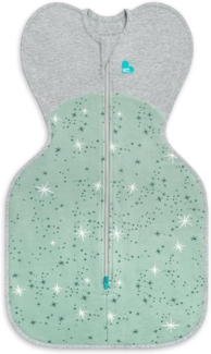 Love To Dream Pucksack, Baby Erstausstattung Neugeboren (2,2-3,8kg), ideal für milde Temperaturen 18-24°C, Arme hoch Position, zweiweg-Reißverschluss für einfaches Windelwechseln, Schlafsack Oliv