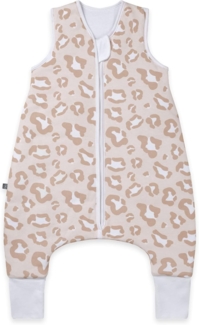 emma & noah Baby Schlafsack mit Füßen 2.5 TOG, Strampelsack für den Herbst und Winter, Bio-Baumwolle, Oeko-TEX Zertifiziert, Kuscheliger Schlafsack für Neugeborere (Leo Beige, 90 cm)