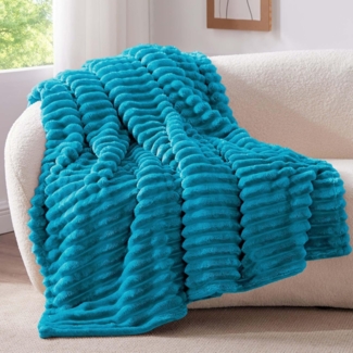 BEDELITE Kuscheldecke Flauschig Decke Klein - weiche Flanell Decken Türkis 125x150 für Sofa, Deko Streifen Cord Fleecedecke als Sofaüberwurf für Wohnzimmer, Throw Blanket Wide Use