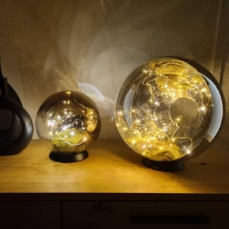 s.luce Orb LED-Dekolampe Glaskugel Ornament Gold Verlauf Ø 20cm