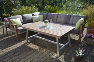 Enviro Wood Ecklounge + Tisch Mailand L-Form, lange Seite des Sofas rechts