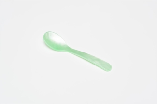 G.F. Heim Söhne Eierlöffel Acrylglas Perlmutt Optik Apfelgrün