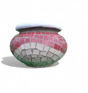 Pflanzgefäß Hortensie S – Wellenförmiges Mosaikdesign Weinrot – Höhe 30 cm – Ø 35 cm – Handgefertigt aus Beton & Keramik-Mosaik