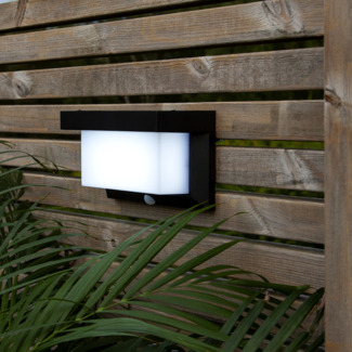 LED-Solar-Wandleuchte "Valla", Kunststoff, 20x12cm