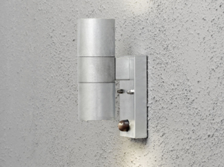 KONSTSMIDE No. 7542-320 Aussenwandleuchte Modena 2 x GU10 Stahl galvanisiert IP44 Sensor