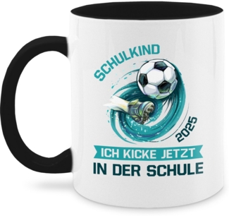 Shirtracer Tasse Fußball, Schulkind 2025, Ich kicke jetzt in der Schule, Einschulung, Keramik, Einschulung Geschenk Tasse