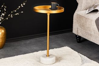 riess-ambiente Beistelltisch TRAYFUL 60cm gold Eisen – rund, Marmorfuß weiß, handmade (Einzelartikel, 1-St), vielseitig einsetzbar in Wohn-, Schlaf- & Eingangsbereich, modern