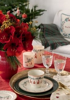 Greengate Tischläufer Juana Tischläufer mit Stickerei sand 140x40cm