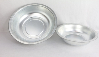 Linoows Pflanzkübel Zink Schüssel Satz, 2 Gartenschüsseln, 2 Pflanzen Schalen (Set), Pflanzschalen Set aus verzinktem Metall