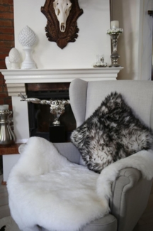 Lammfellkissen Merino Schwarzwald mit Inlett