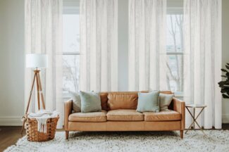 Home Basics Vorhang SOFTY, Ösen (1 St), halbtransparent, Ösenschal SOFTY Uni