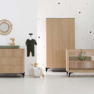 Kidsmill Levi Babyzimmer inkl. Gerade Beinset Natu - Material: MDF / Spanplatte - Babypark. de