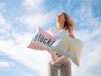 PAD Dekokissen LETTERS, farbige Keder, mit Schriftzug, verschiedene Größen