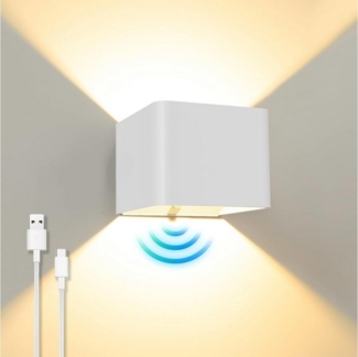 BlingBin LED Wandleuchte Akku Wandleuchte mit Bewegungsmelder Innen LED Kabellose Wandlampe, USB Aufladbare Wandbeleuchtung, LED fest integriert, Warmweiß, 5W 4400mAh Aufladbare Wandlampe mit Schalter