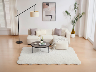 Vente-unique - Hochflorteppich mit wellenförmigen Rändern - 160 x 230 cm - Weiß - NERIDA