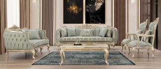 Casa Padrino Luxus Barock Wohnzimmer Set Grün / Antik Gold - 2 Sofas & 2 Sessel & 1 Couchtisch - Handgefertigte Wohnzimmer Möbel im Barockstil - Edel & Prunkvoll