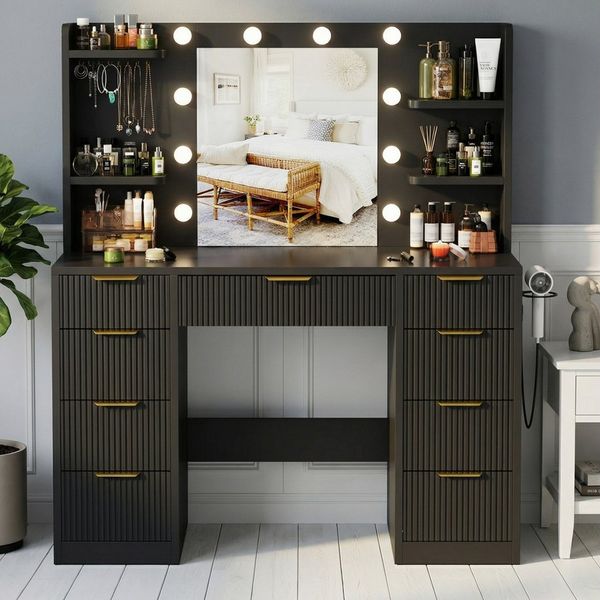 Furnicopia Schminktisch Mit einstellbarer LED-Beleuchtung, 7 Schubladen und 4 Fächern (Große Größe: 110 × 40 × 137 cm, mit 1 USB-Anschluss, 1 Typ-C-Ladeanschluss, 2 Netzsteckdosen und 1 Föhnhalterung. Erhältlich in Weiß oder Schwarz-ostern geschenke)