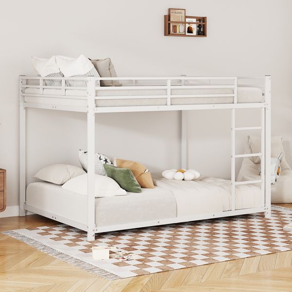 Metall Etagenbett 140x200 cm für Kinder, stabiler Doppelstockbett Rahmen mit Sicherheitsgeländer, platzsparend Weiß
