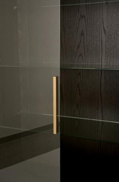 Livin Hill Vitrine Seville Schwarz, Beine und Griffe aus Messing SEV26-2 Bild 11