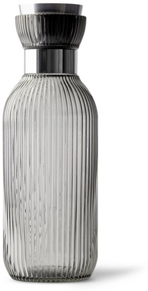 MAMEIDO Wasserkaraffe, aus mundgeblasenem Kristallglas mit edlem Ausgießer in 1 l und 1,5 l