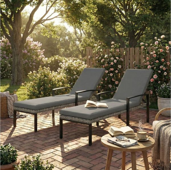 Outsunny Gartenliege mit 5-Fach verstellbar Rückenlehne, abnehmbar Auflage, Liegestuhl, 2 St, Sonnenliege, für Garten Pool Strand Hellgrau