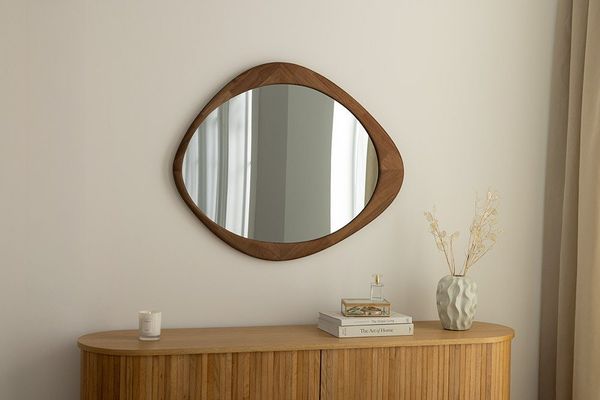 riess-ambiente Wandspiegel ORGANIC 90cm braun – Walnussholz-Design, asymmetrisch, variabel (Einzelartikel, 1-St), Dekoration mit natürlicher Maserung – ideal für Flur oder Schlafzimmer