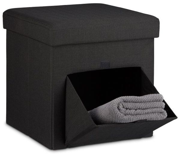 Faltbarer Sitzhocker mit Klappe