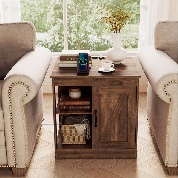 COSTWAY Beistelltisch, Nachttisch mit Ladefunktion, verstellbarem Regal Holz