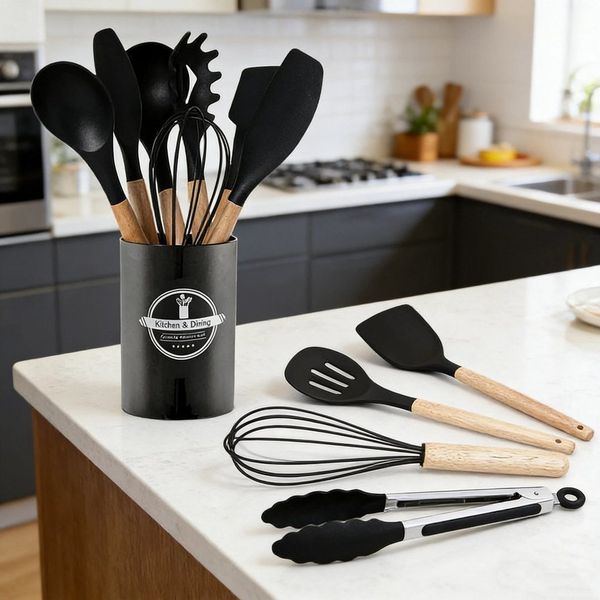 OKWISH Kochbesteck-Set 12er Küchenutensilien Set Küchenhelfer Kochgeschirrset (mit Hitzebeständigem Holzgriff und Aufhängeschlaufe, 12-tlg, Kochbesteck, Silikon und Holz), BPA-frei für Kochen Braten Schöpfen Mischen und Backen usw
