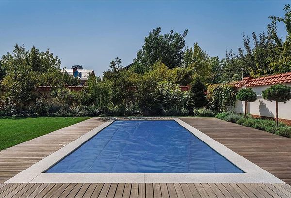 Poolpanda Pool Solarfolie 600 x 400 cm Premium rechteckig | schwarz/blau | 400 my | 12 mm Luftblasen