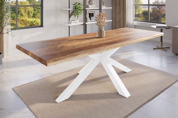 SAM® Baumkantentisch Mavel, Mangoholz, naturfarben, Baumkante, Metallgestell Spider-Form