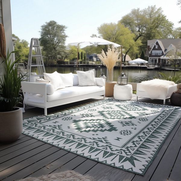 ELLE DECORATION 'Dynamic' Teppich, rechteckig, Höhe: 5 mm, Flachgewebe, In-& Outdoor, wendbar, Grün, 80 x 150 cm (Rechteckig)