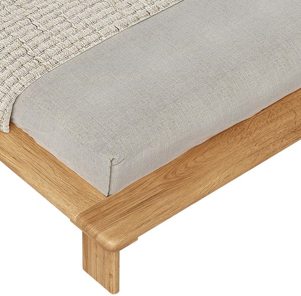 skølm 'Skald' Futonbett 180x200 cm, Bettgestell aus Eiche Massivholz, natur geölt und lackiert, Massivholzbett 25 cm hoch, geeignet als Doppelbett Bild 9