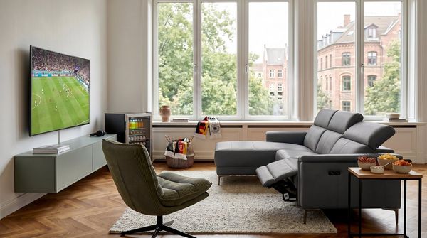 Places of Style Ecksofa Lund, L-Form, 261cm, mit man. o. elektr. Relaxfunktion und USB/ Kopfteilverstellg