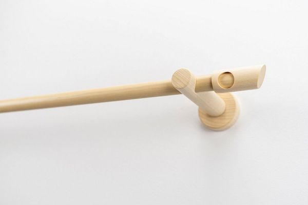 GARESA Gardinenstange PILA, Ø 20 mm, 1-läufig, Wunschmaßlänge, mit Bohren, verschraubt, Holzwerkstoff, Vorhanggarnitur, verlängerbar, Knopf mit Ausschnitt, ohne Ringe