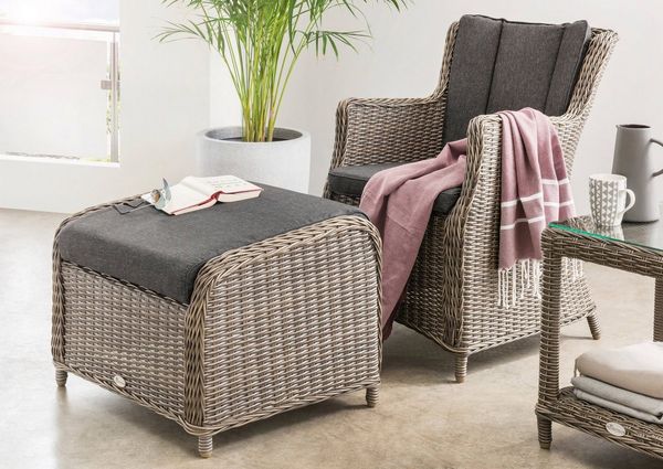 Destiny Gartenlounge-Set LUNA CASA, (4-tlg), Polyrattan, Sessel mit Fußhocker, inkl. Auflagen