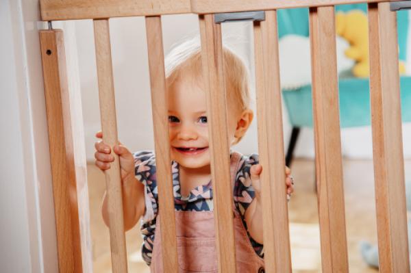 GEUTHER '2734+' Türschutzgitter, Holz weiß, 86 - 133 cm Bild 10