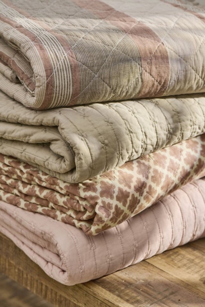 Ib Laursen - Decke Quilt Tagesdecke Überwurf 180x130cm Rosa Kreuzstiche 07961-43 Bild 2