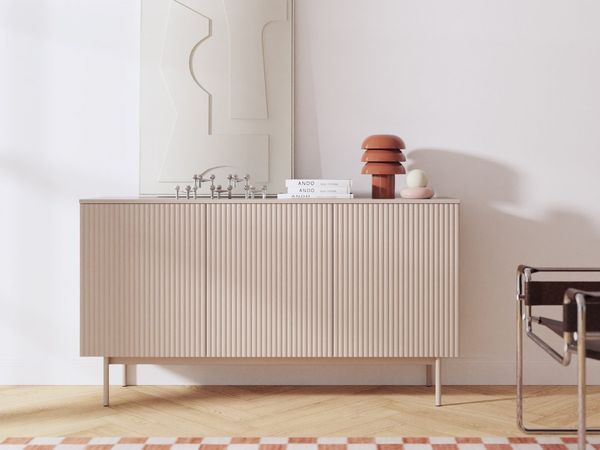 Beautysofa Kommode Soft, Rillenfronten mit Push-to-Open (mit 3 Türen mit Einlegeböden, In der trendigen Farbe Kaschmir), Breite: 150 cm