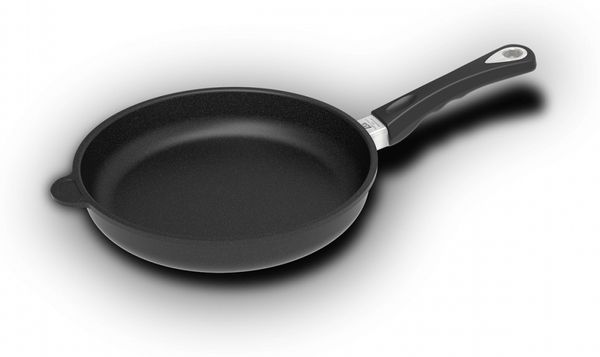 AMT Gastroguss Bratpfanne mit festem Griff, 4,8 cm, Ø 26 cm, Induktionsgeeignet