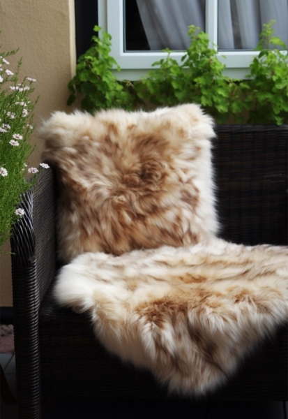 Lammfellkissen Merino Stracciatella mit Inlett Bild 4