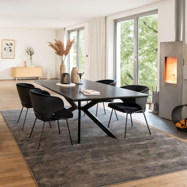 HOME DELUXE Essgruppe Eckig AVENCIA inkl. Sternfuß - 200 x 120 cm Dark Oak 4 Stühle Schwarz