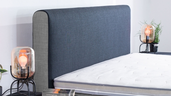 Meisterbetten Boxspringbett Amos 160x200 in W-Silver Grey in W-Black, Matratzenbezug Nano, Ergoflex-Topper, mit Fussteil Bild 5