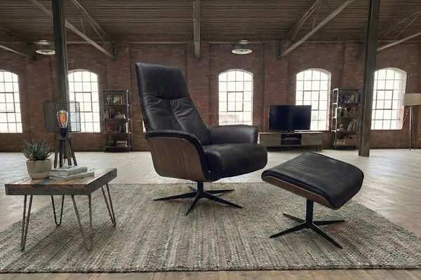 KAWOLA Relaxsessel FERREIRA Drehsessel Lederfaserstoff schwarz mit Hocker 106 x 84 x 78 cm